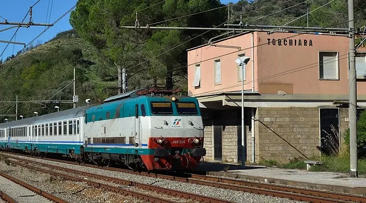 Stazione di Torchiara