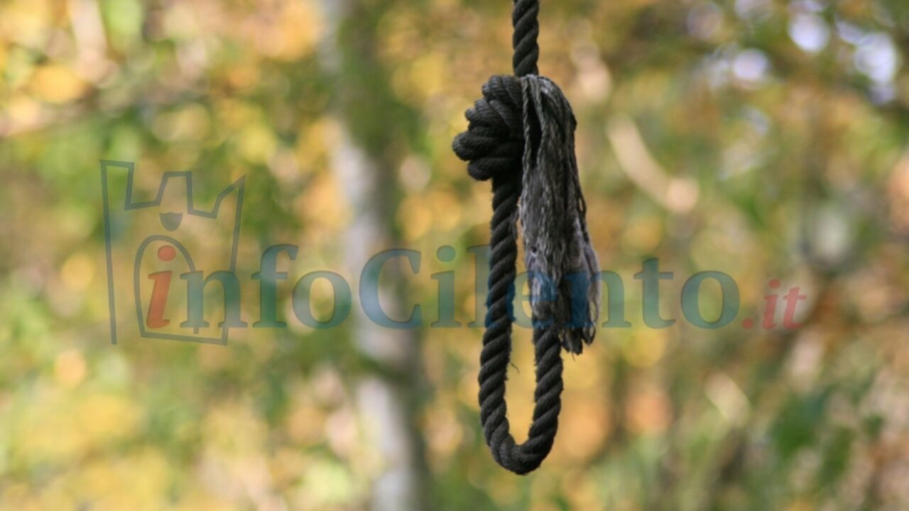 Dramma Nel Salernitano 31enne Trovato Impiccato Info Cilento