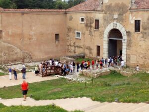 Turisti Certosa di Padula