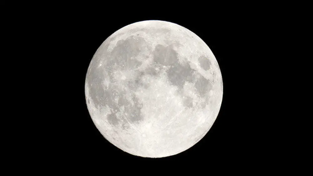 Luna