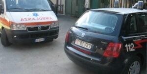 Carabinieri e ambulanza