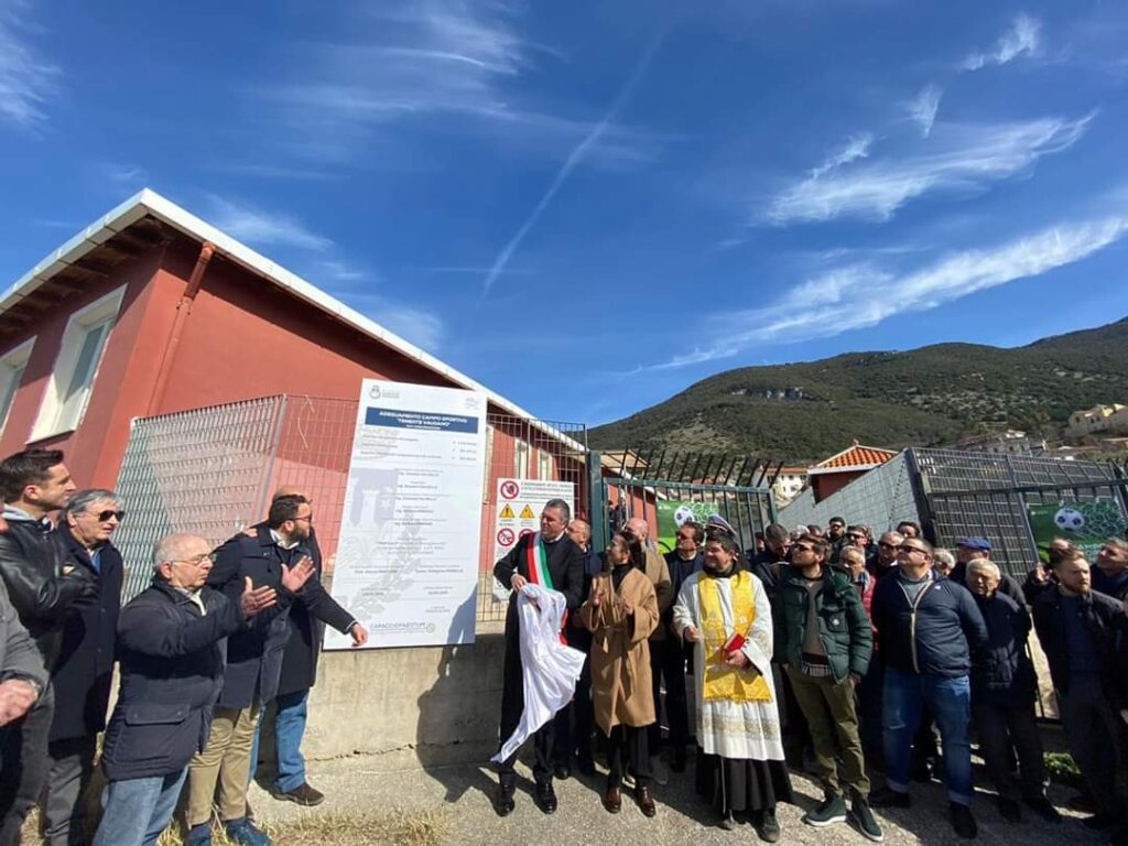 La cerimonia di avvio lavori presso il campo Tenente Vaudano