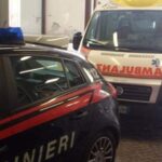 Ambulanza e carabinieri