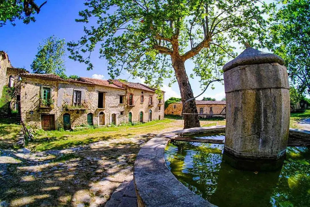 Roscigno Vecchia