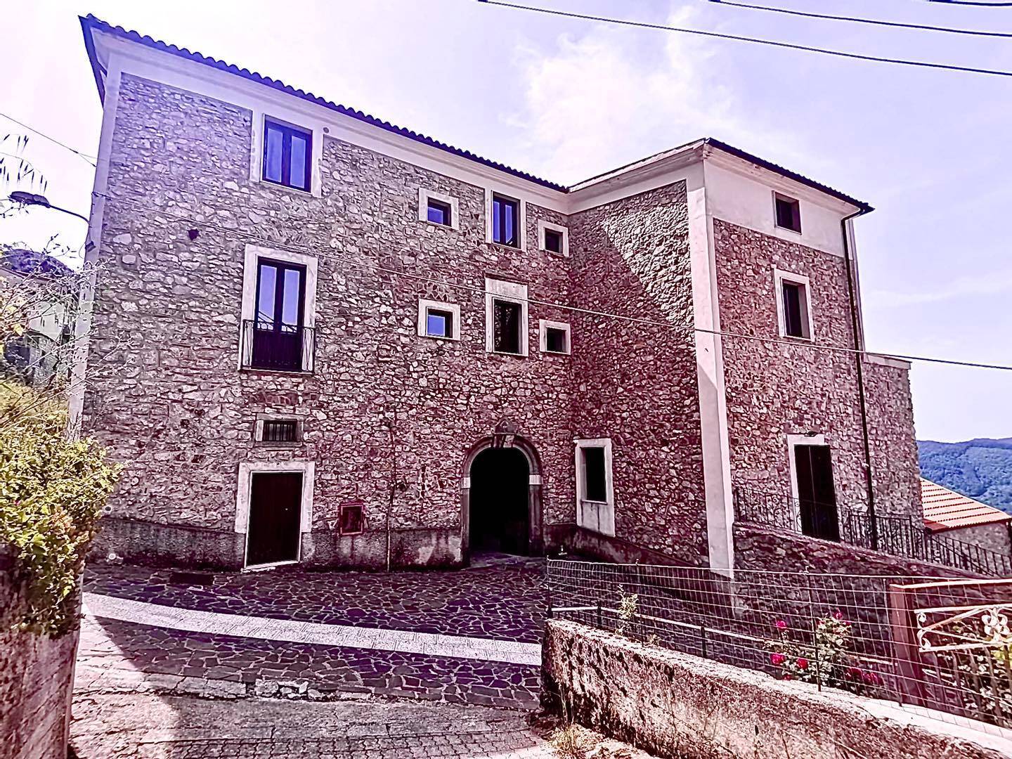 Palazzo LOmbardi Magliano Vetere