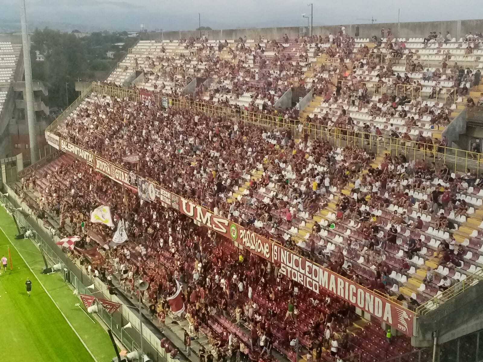 salernitana-tribuna-arechi