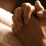 Ritiro Spirituale mani preghiera enciclica