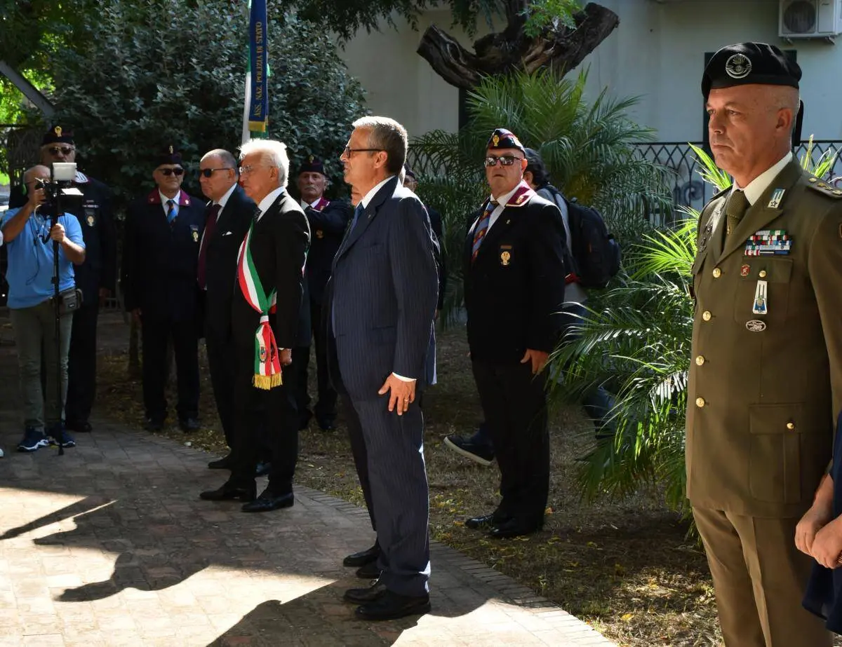 Cerimonia in ricordo dell'attentato delle Brigate Rosse a Salerno