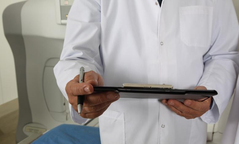 Medico ospedaliero