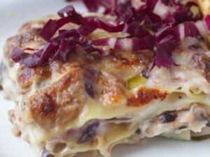 lasagna radicchio e crema di castagne