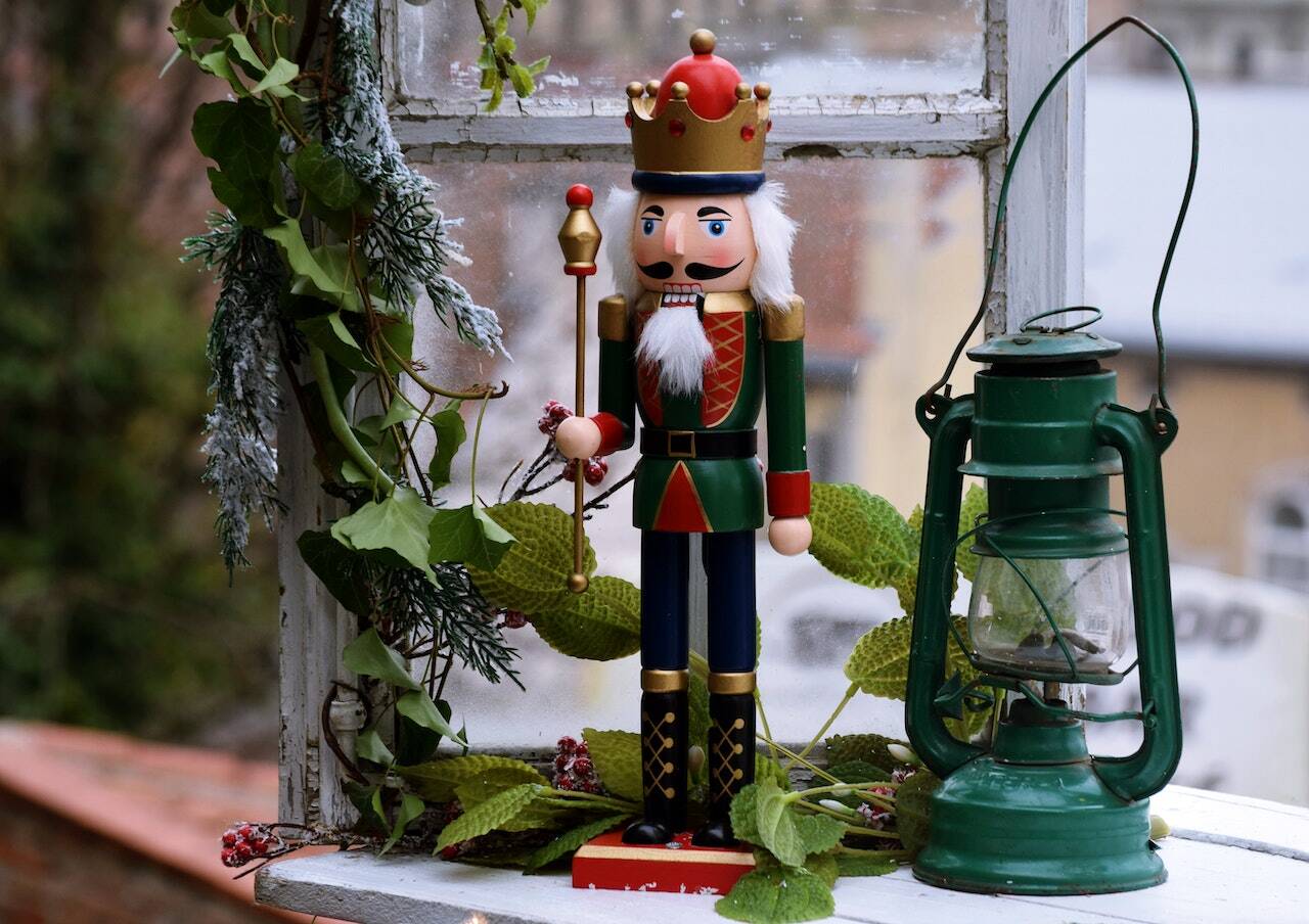 Storia Dello Schiaccianoci Di Natale La vera storia dello Schiaccianoci, uno dei simboli del Natale