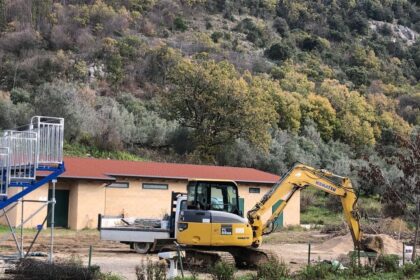 Lavori campo tennis Ottati