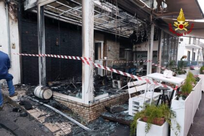 Incendio bar San Marzano