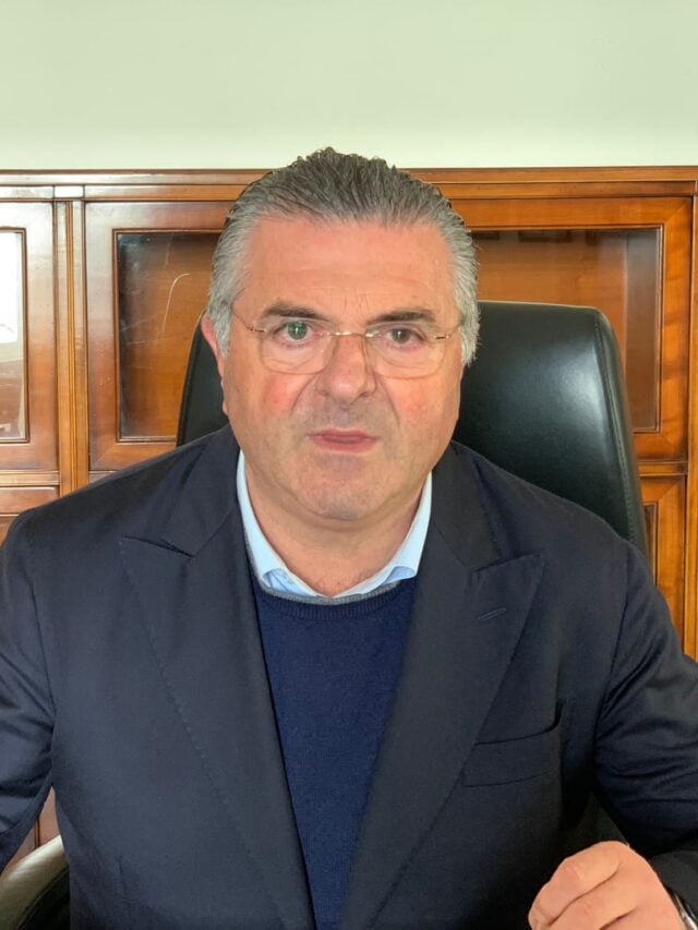Revocati i domiciliari per Franco Alfieri