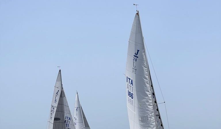 Barca vela