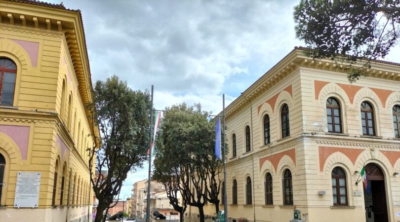 Piazza della repubblica- scuola Vincenzo Giudice