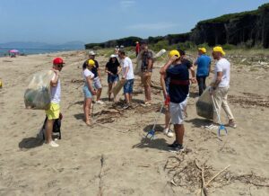 Pulizia spiaggia Eboli