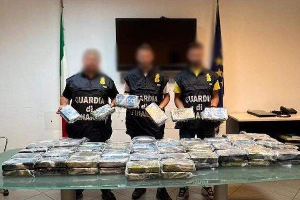 Droga Porto di Salerno