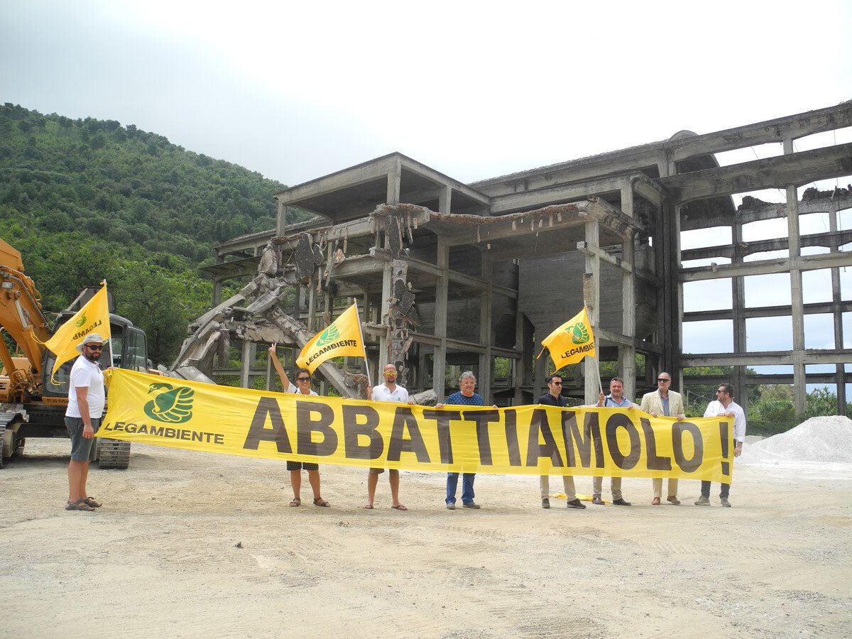 Abusivismo Legambiente