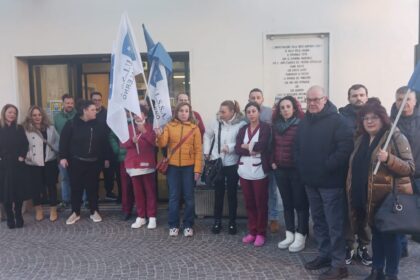 Protesta lavoratori Vallo della Lucania