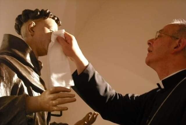 Miracolo Sant'Antonio Polla Lacrime