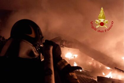 Vigili del Fuoco, incendio Angri