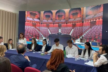 Incontro tra studenti di Salerno e Prefetto