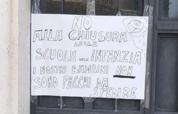 Teggiano, scuola dell'infanzia a rischio chiusura