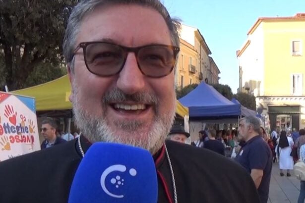 Mons Vincenzo Calvosa