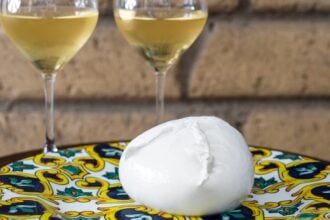 Mozzarella di bufala campana dop