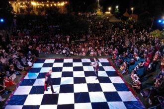 Eboli, scacchi viventi