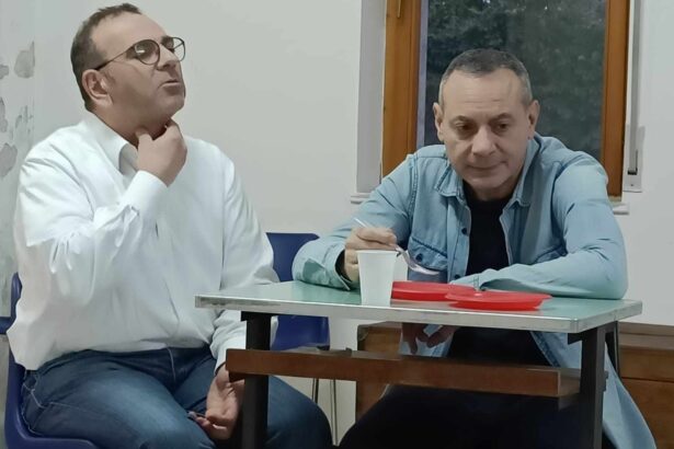 Stasera se ne care o teatro, Eboli spettacolo teatrale