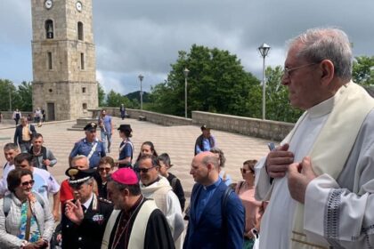 Don Carmine Troccoli e mons. Vincenzo Calvosa