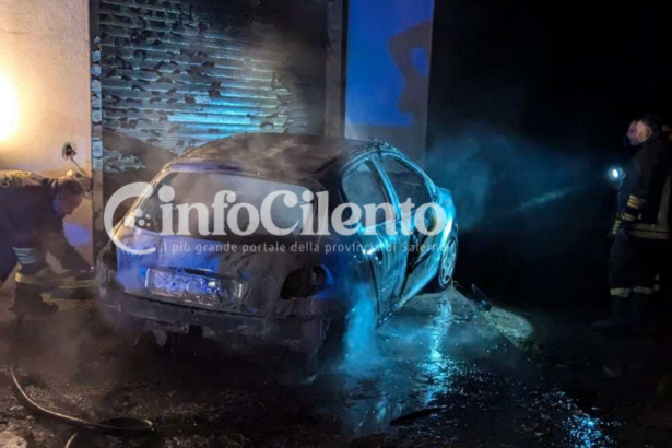 Auto a fuoco Sapri