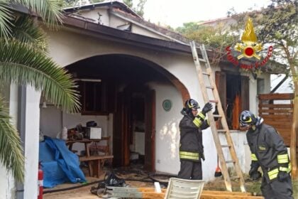 Ascea incendio