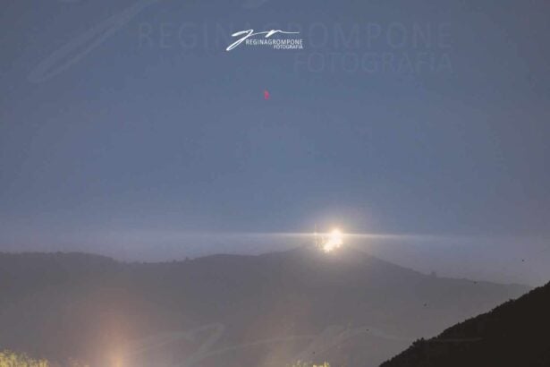 Eruzione dell'Etna vista dal Cilento