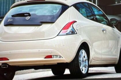 Lancia Ypsilon