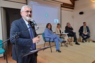 Presentazione aeroporto salerno costa d'amalfi