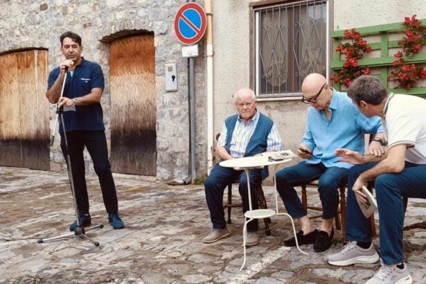 San Giovanni a Piro, storie in piazza