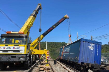 Treno merce Centola