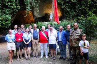 Villa D'ayala, Valva