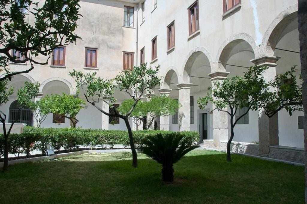 Eboli, Badia di San Pietro Alli Marmi