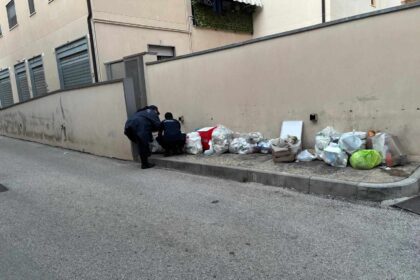 Eboli, rifiuti