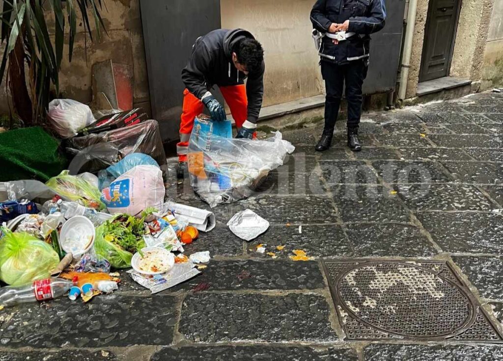 Eboli, rifiuti