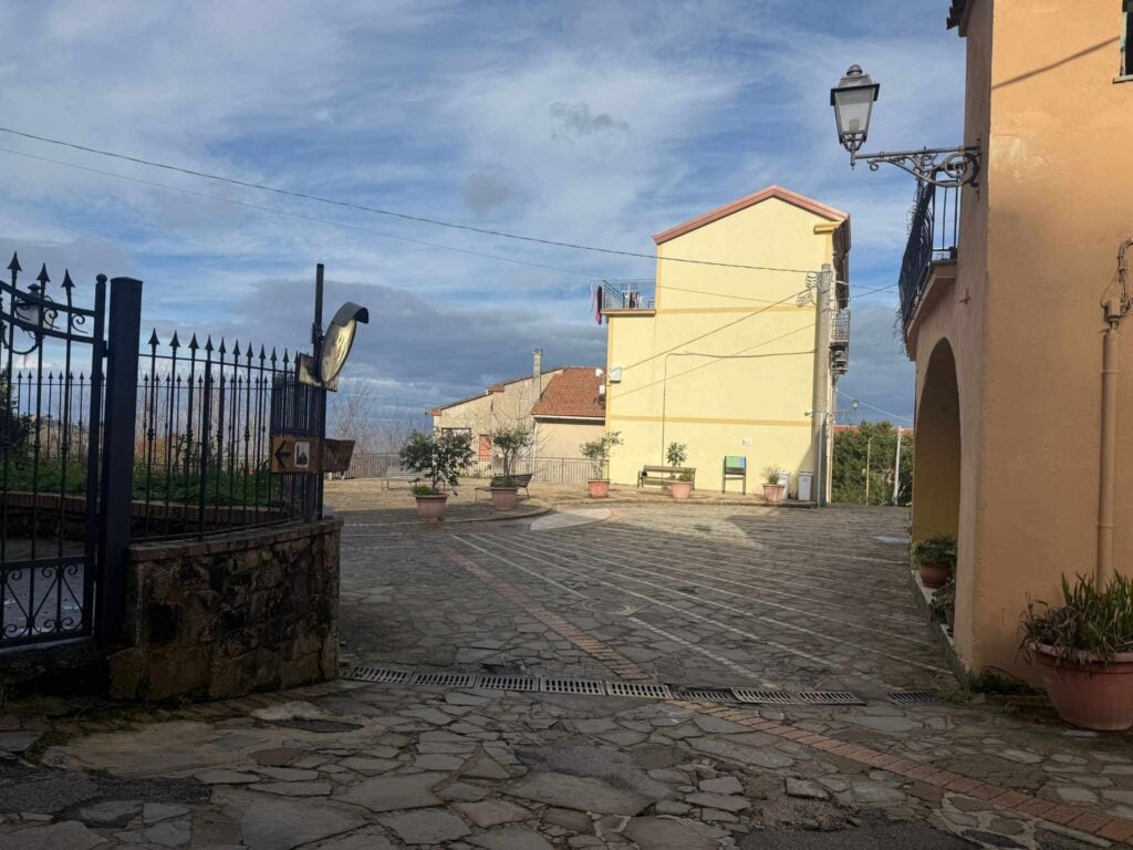 Laureana piazza