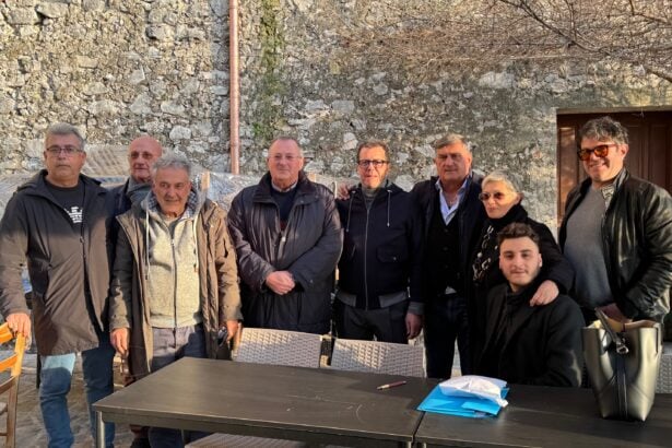 Giungano, circolo Fratelli d'Italia