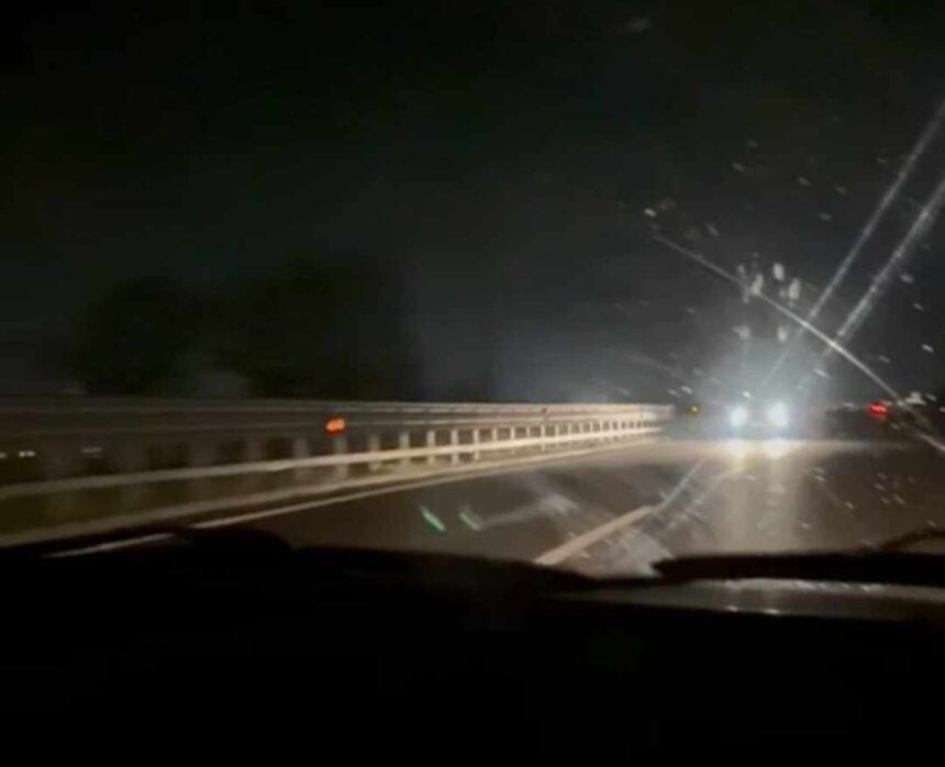 Auto contro mano
