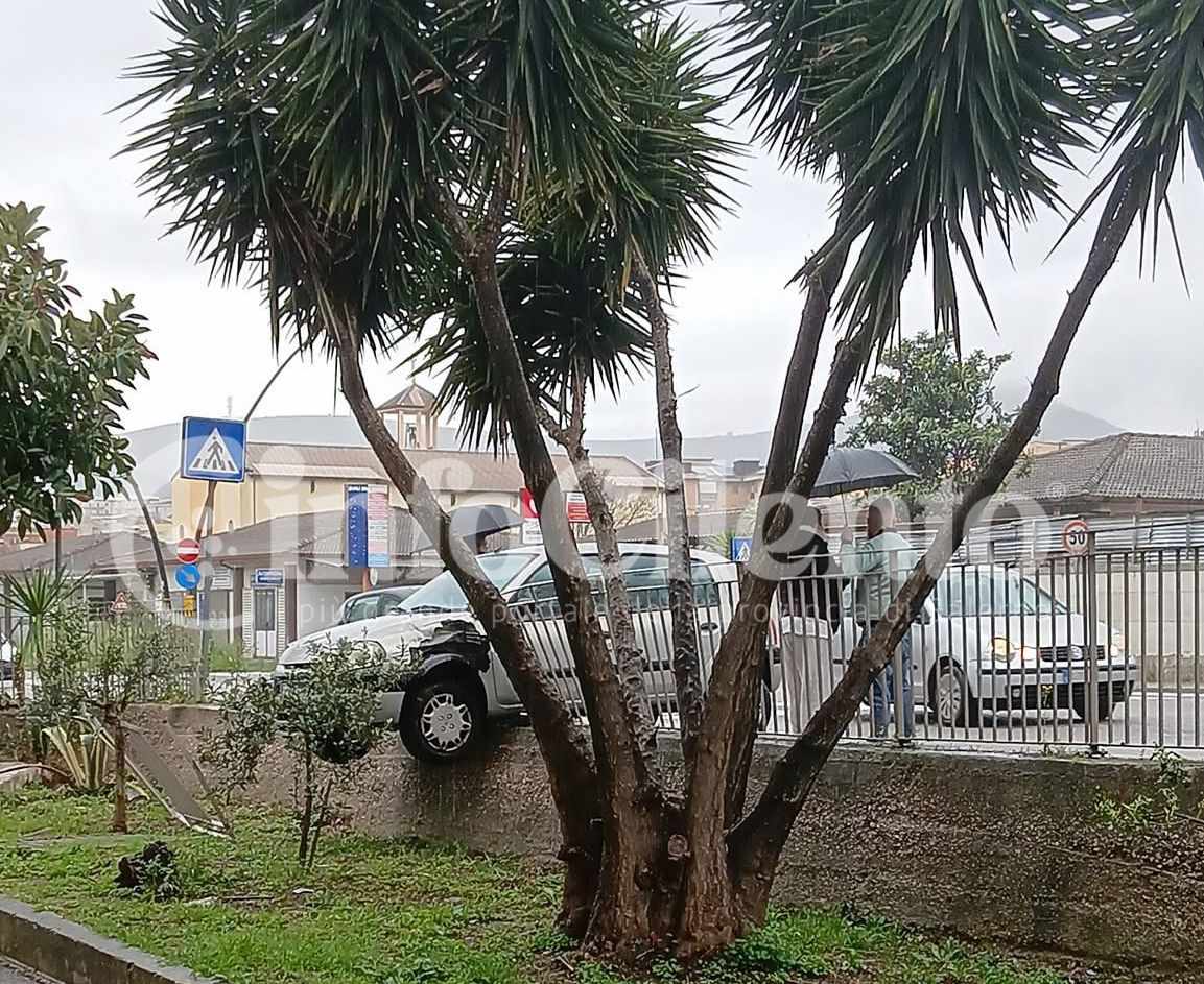 Eboli, incidente