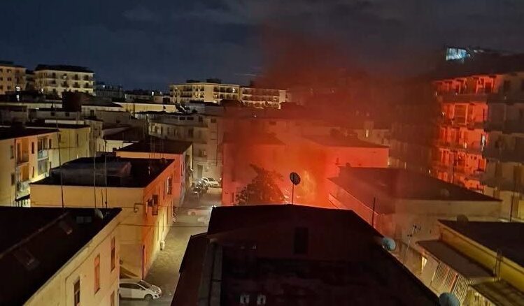 Battipaglia incendio