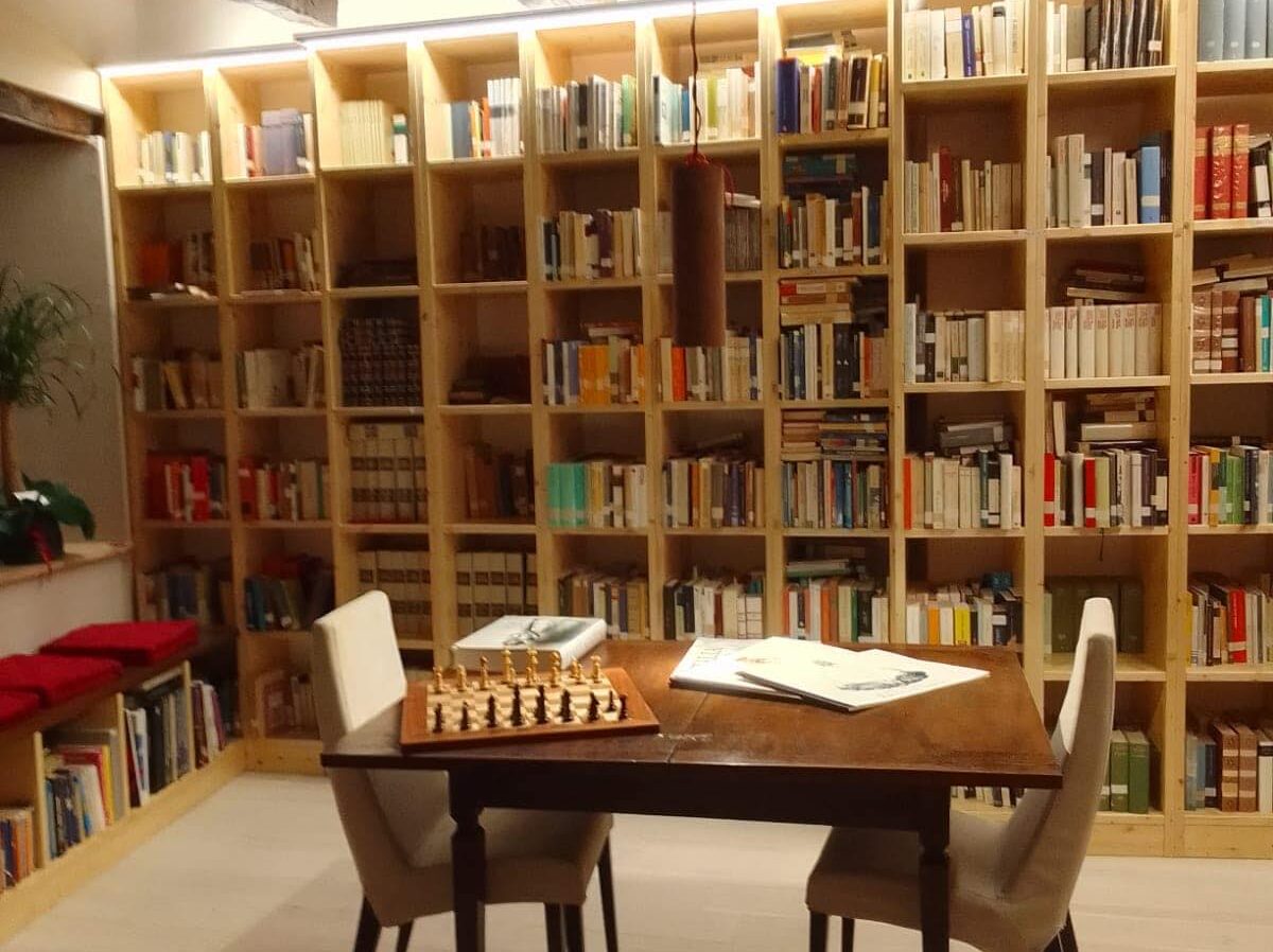 Biblioteca Gioi